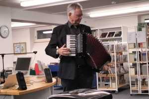 1f8cb1f1-0294-4c47-bb23-404eaaa754e1