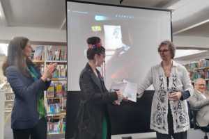 b2200137-c5f6-49fc-8c00-0bb3c81b553e